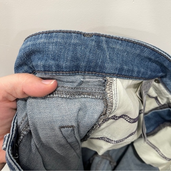 NYDJ Boyfriend Jeans Embroidered Size 8 - Picture 15 of 15